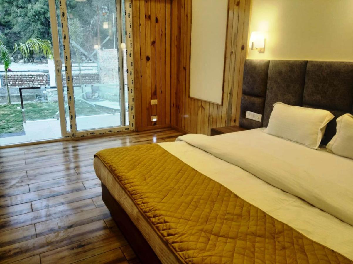 Qcent Woods Resort & Spa, Risikés Kültér fotó