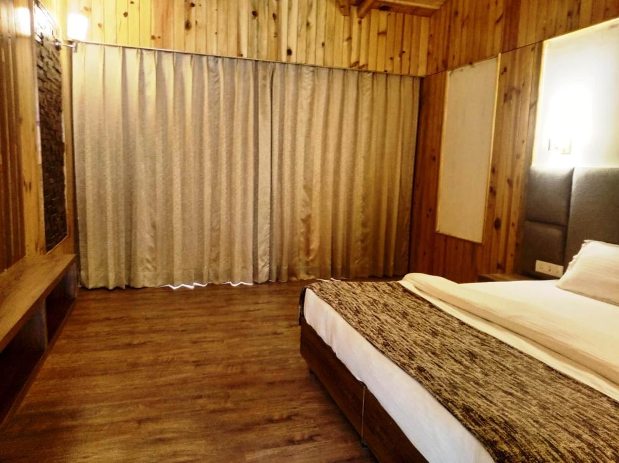 Qcent Woods Resort & Spa, Risikés Kültér fotó