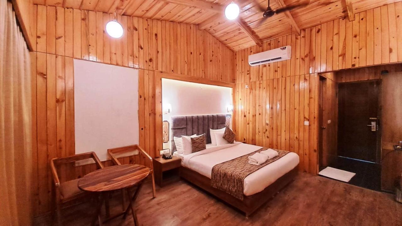 Qcent Woods Resort & Spa, Risikés Kültér fotó