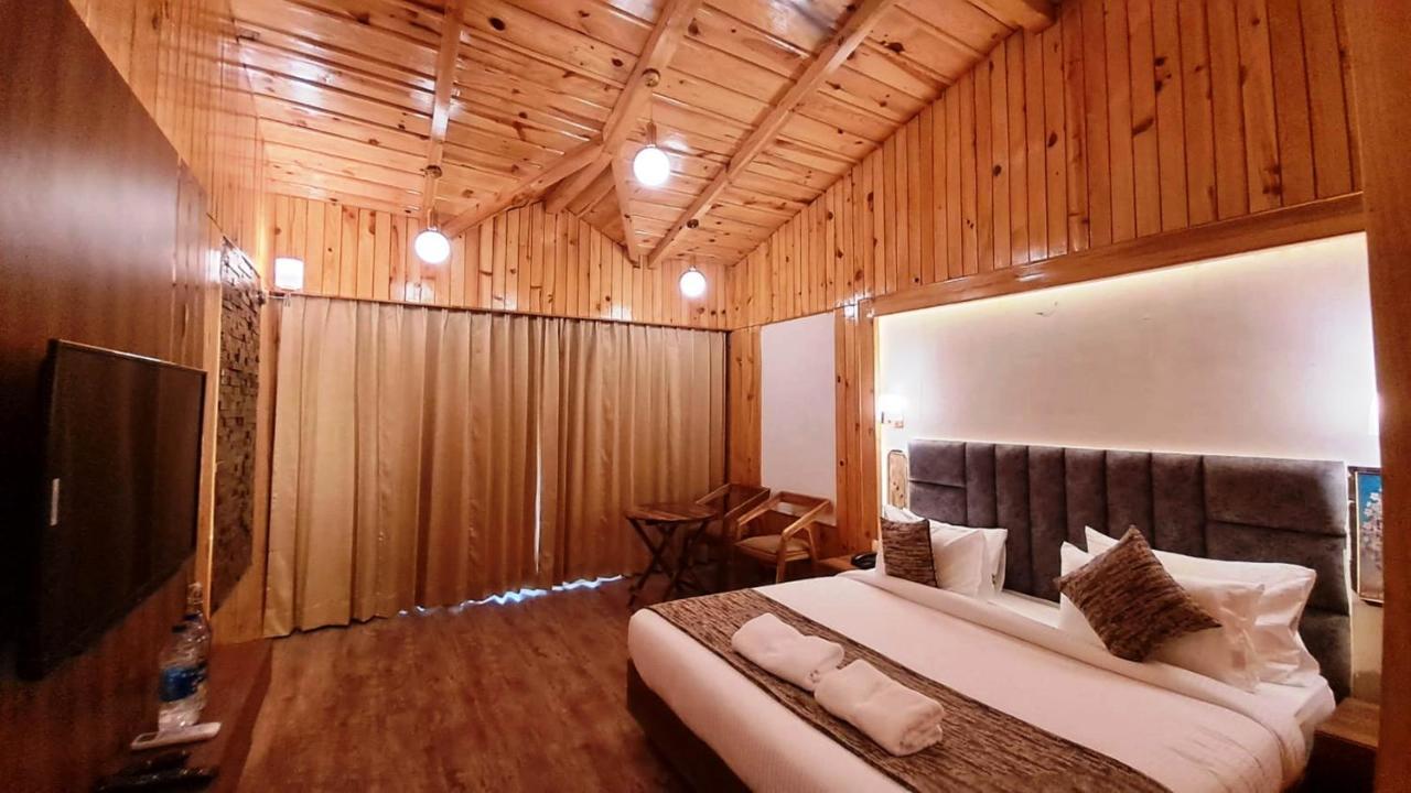Qcent Woods Resort & Spa, Risikés Kültér fotó