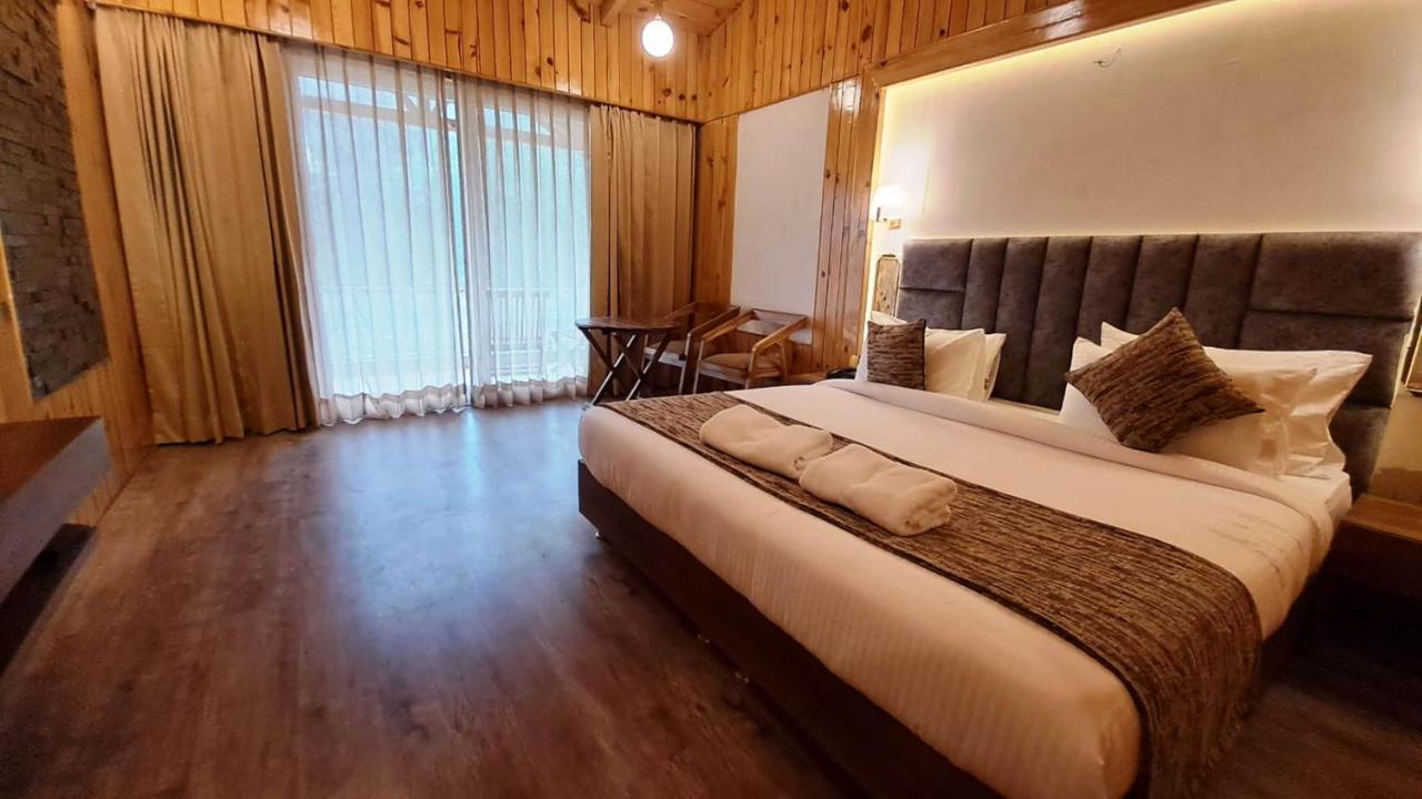 Qcent Woods Resort & Spa, Risikés Kültér fotó