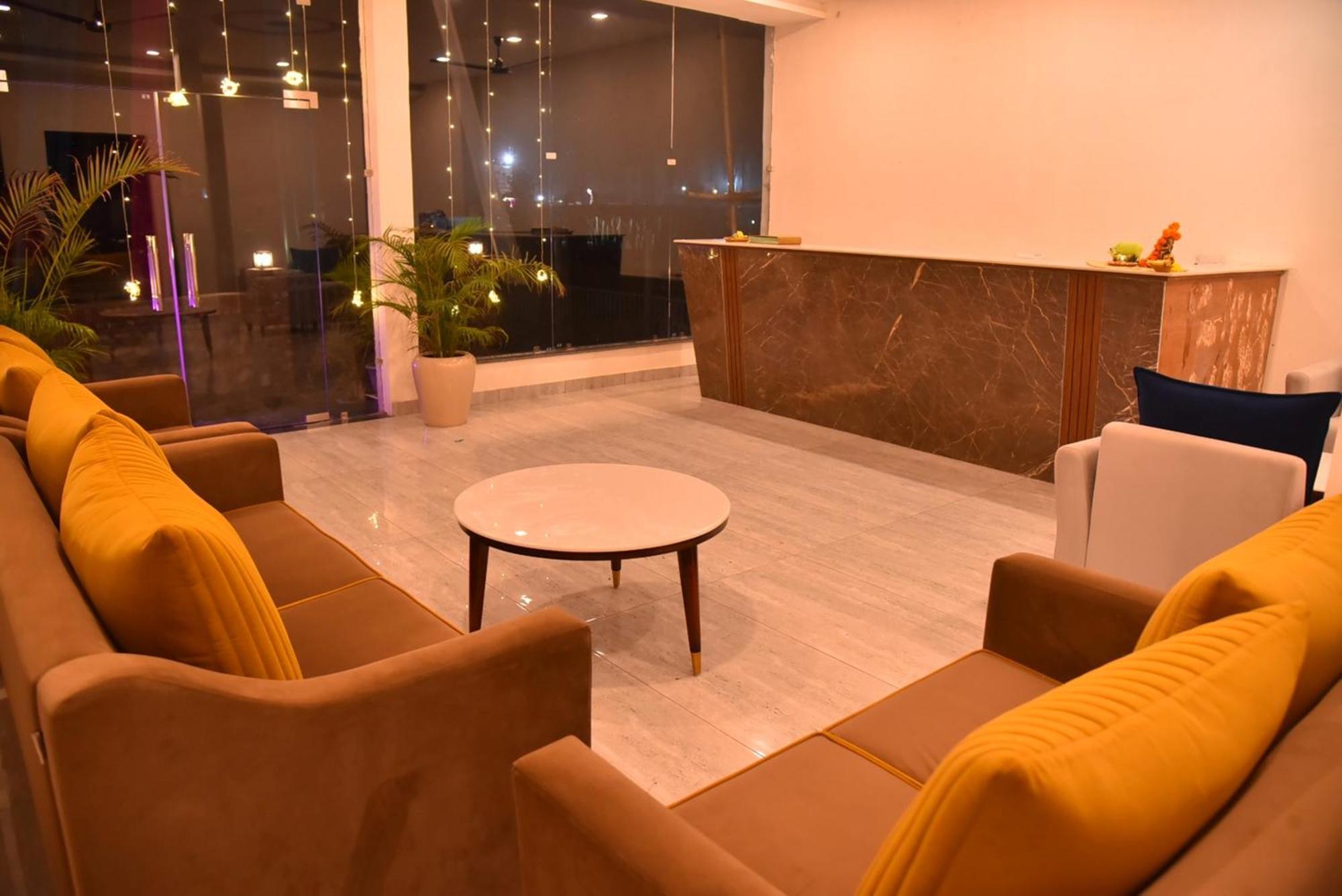Qcent Woods Resort & Spa, Risikés Kültér fotó