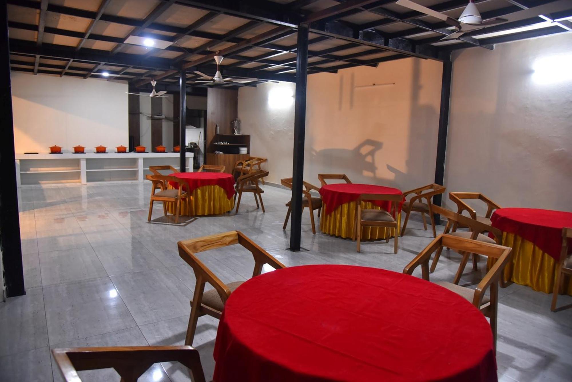 Qcent Woods Resort & Spa, Risikés Kültér fotó