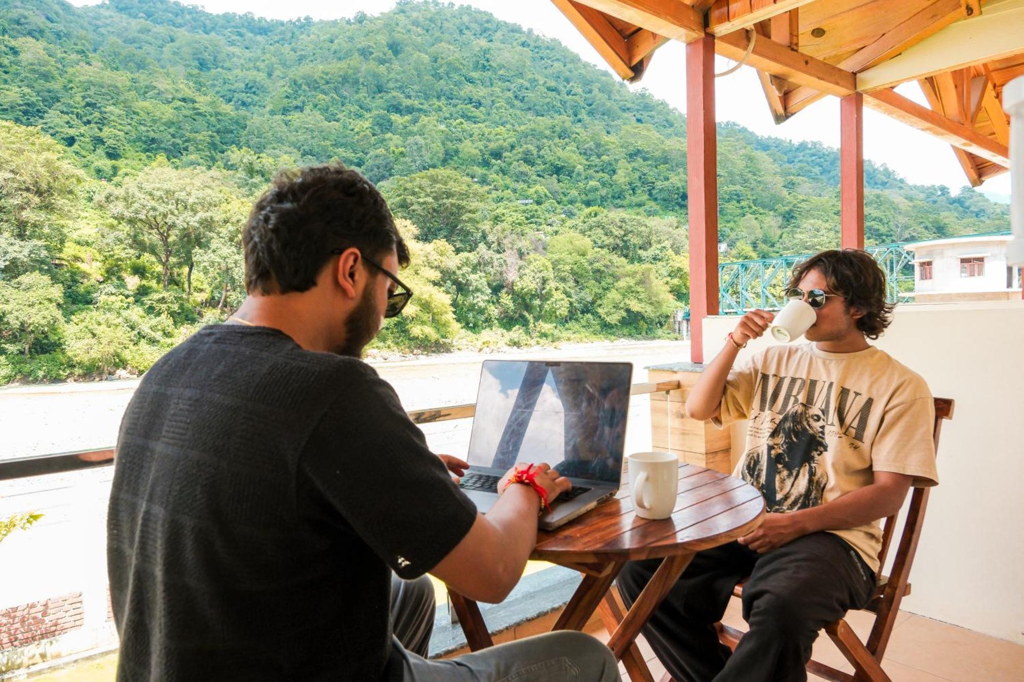 Qcent Woods Resort & Spa, Risikés Kültér fotó