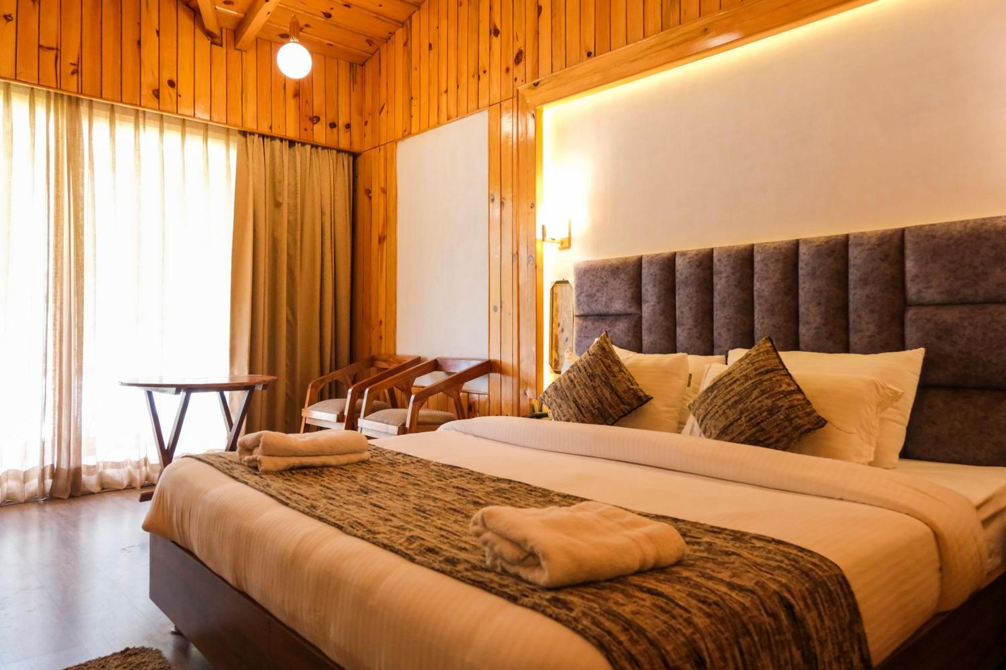 Qcent Woods Resort & Spa, Risikés Kültér fotó