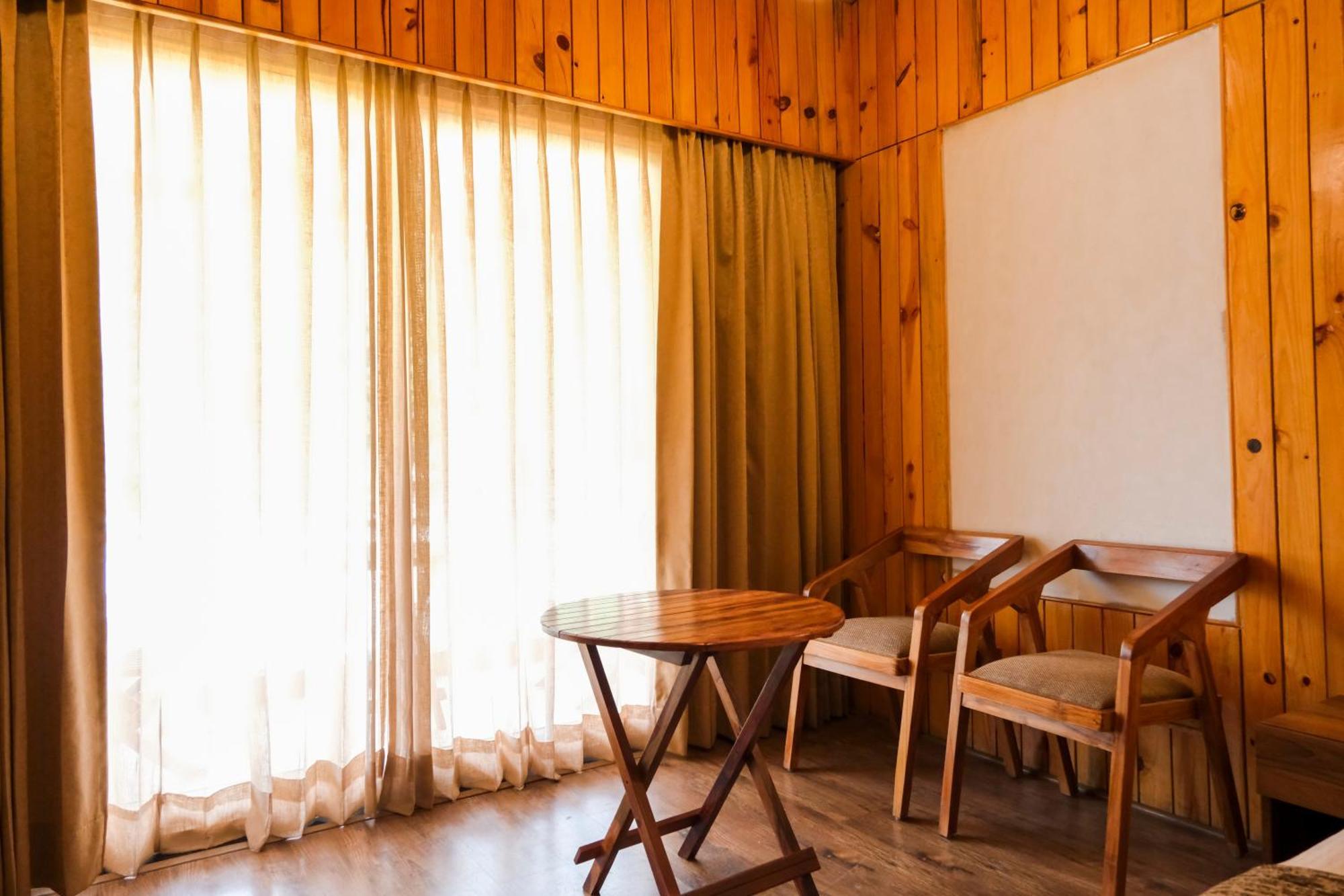 Qcent Woods Resort & Spa, Risikés Kültér fotó